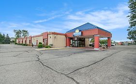 Days Inn & Suites By Wyndham Mt Pleasant